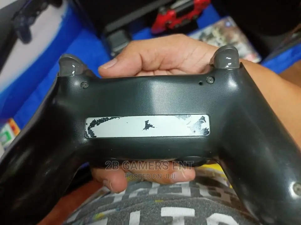 Play Station 4, Used at Home