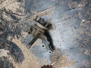 Front Hub Nissan B15