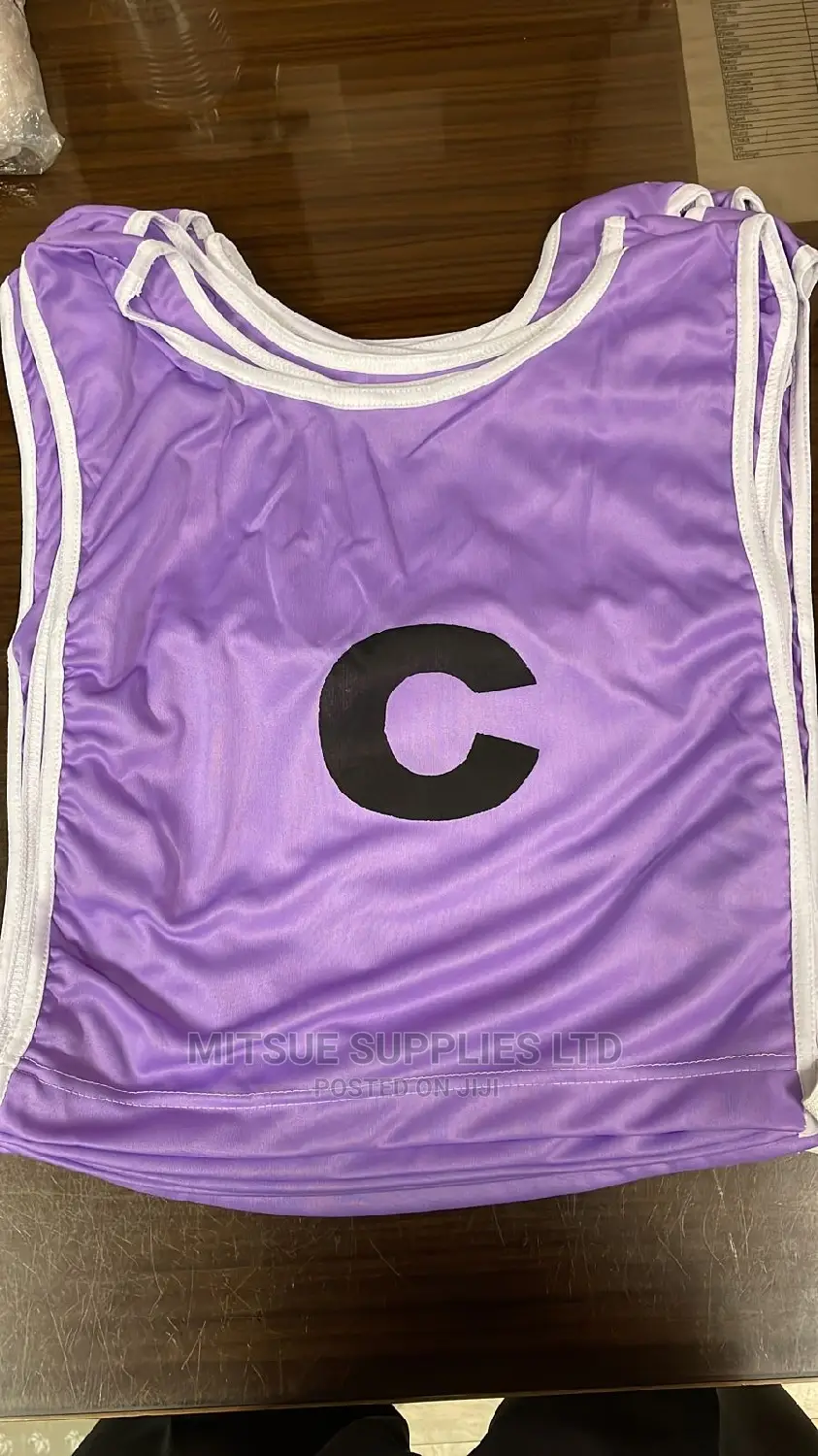 Set Of 7 Netball Bibs With Marking - Purle And Yellow