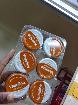 Soothing Vaseline Lip Therapy - main view