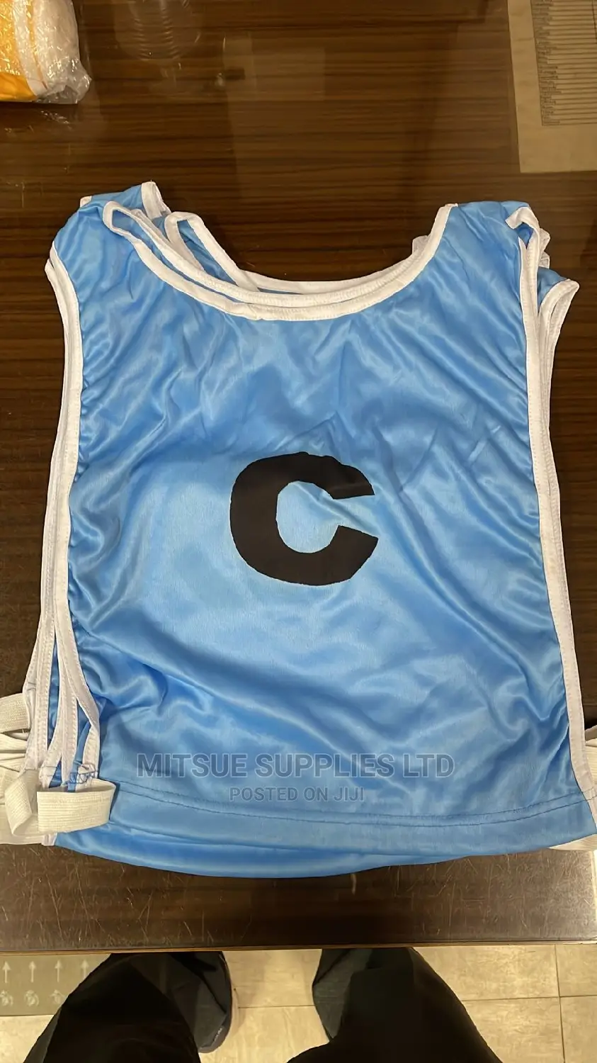 Set of 7 Netball Bibs With Marking - Sky Blue