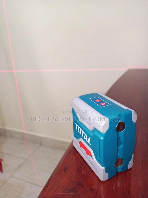 Laser Level (Self Levelling Cross Line Laser Range 15m) - main view