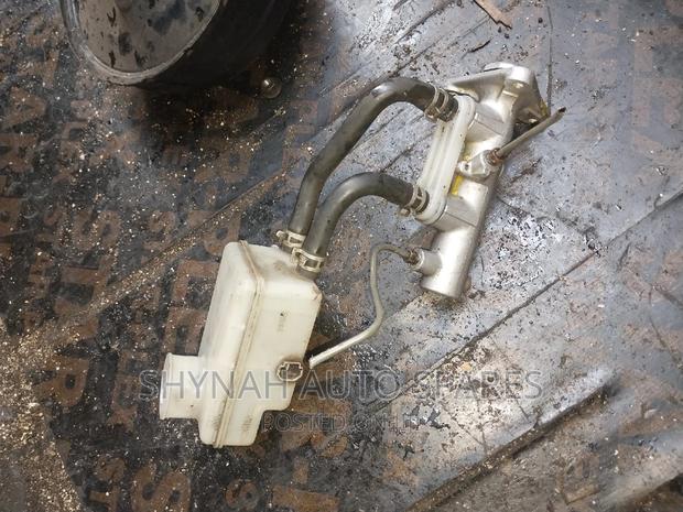 Brake Master Cylinder Only Toyota Harrier Old Model - main view