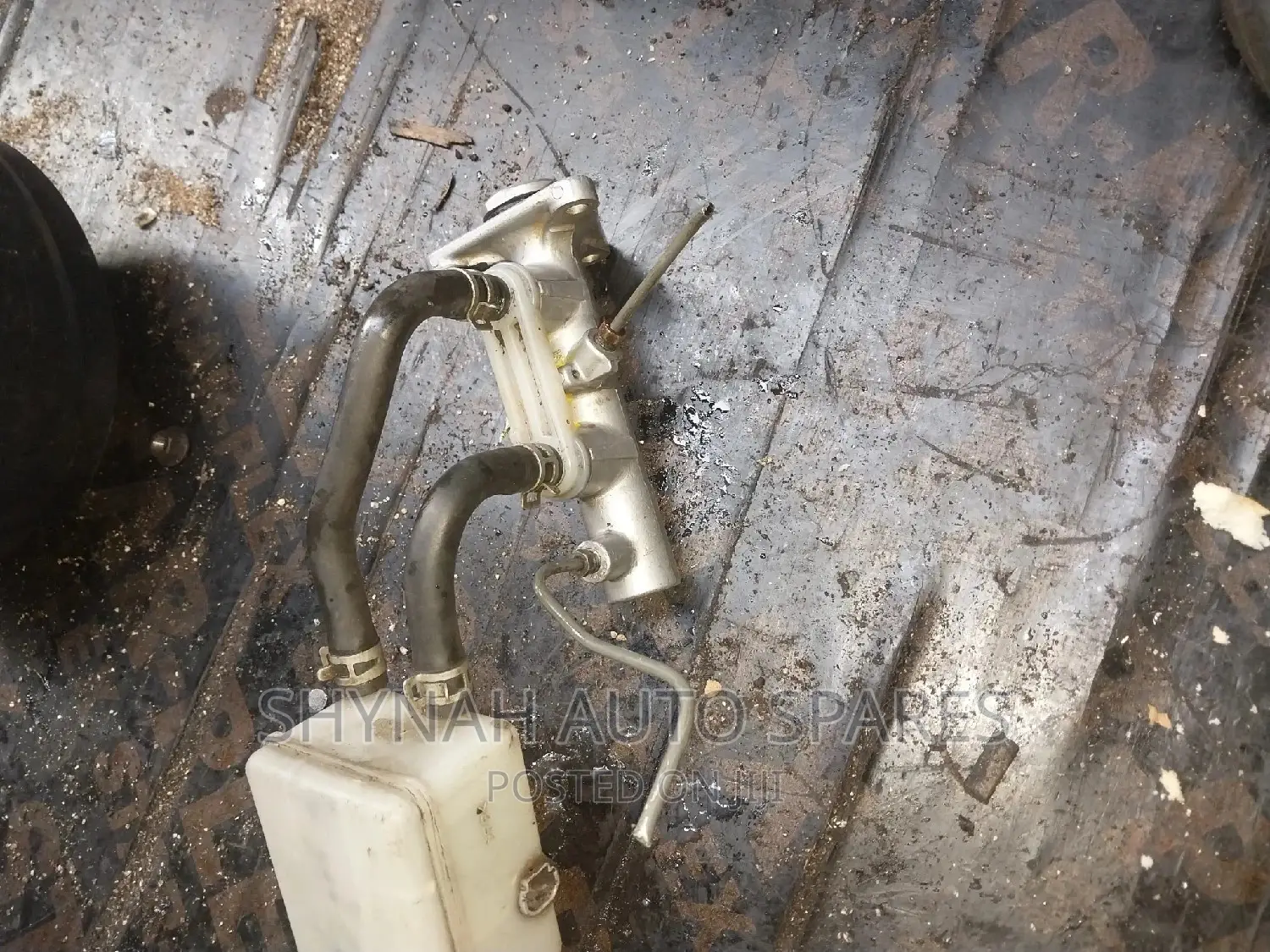 Brake Master Cylinder Only Toyota Harrier Old Model 