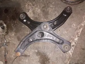 Control Arms Nissan Note New Model.