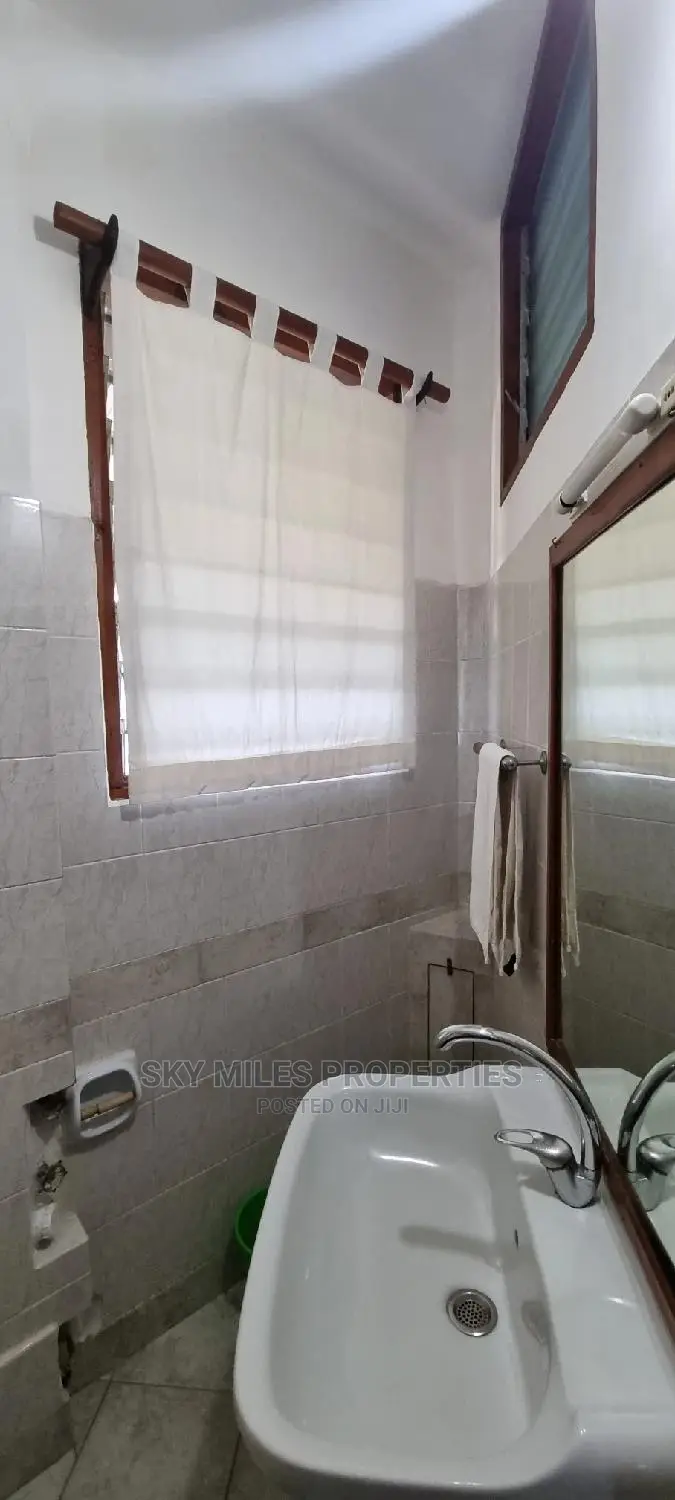 One Bedroom Fully Furnished Beach View Apartment Mtwapa.