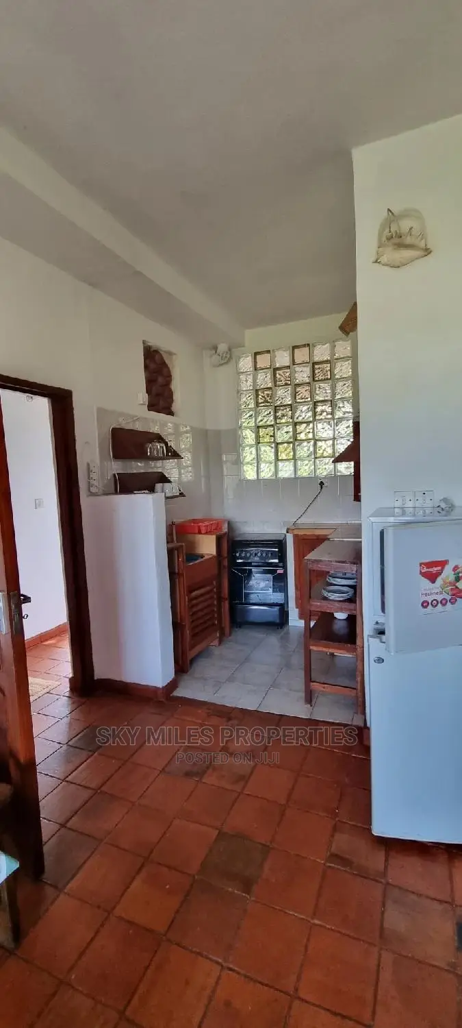 One Bedroom Fully Furnished Beach View Apartment Mtwapa.
