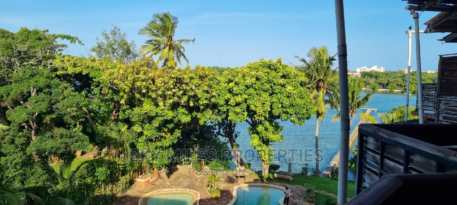 One Bedroom Fully Furnished Beach View Apartment Mtwapa.