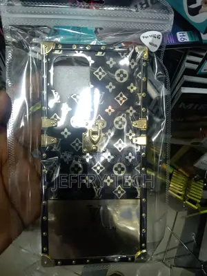 LV Louis Vuitton Samsung M32 Case / Cover