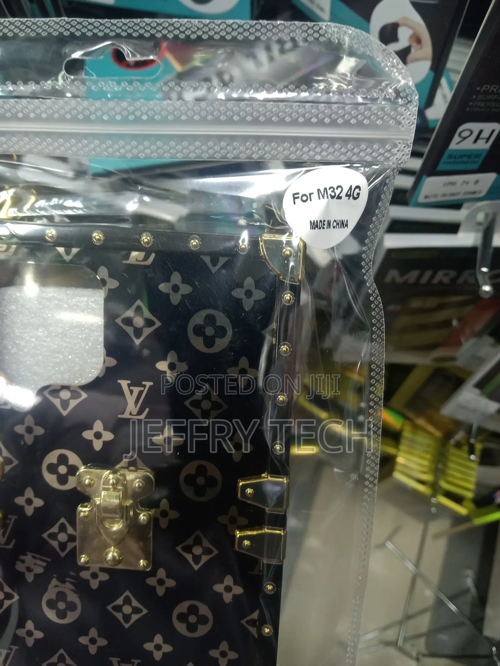 LV Louis Vuitton Samsung M32 Case / Cover