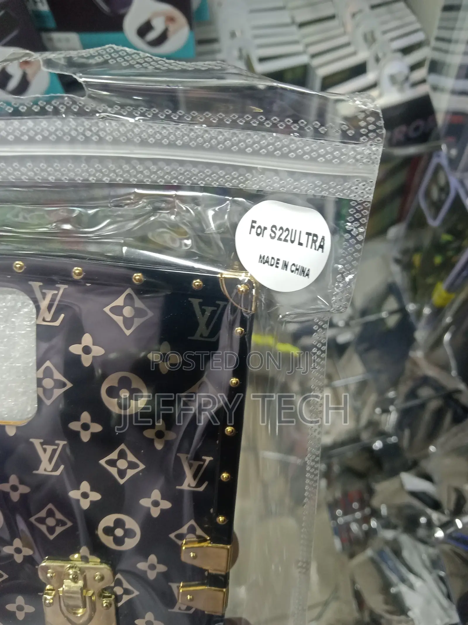 LOUIS VUITTON Phone Case for Samsung S22 Ultra Cover