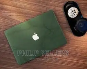 Macbook Pro 13" Matte Black Case Cover