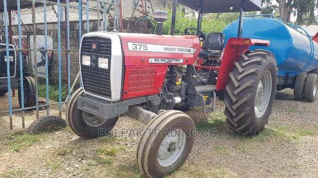 Massey' Ferguson, Zero Mileage - thumbnail 3