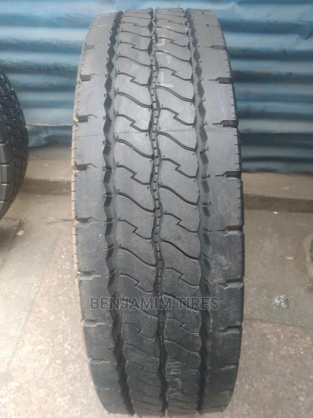 Dunlop Tires Sizes 255/70r22.5 for Isuzu Fi