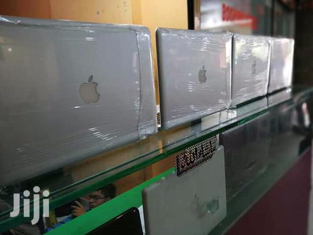 Laptop Apple MacBook Pro 4GB Intel Core i5 HDD 500GB - main view
