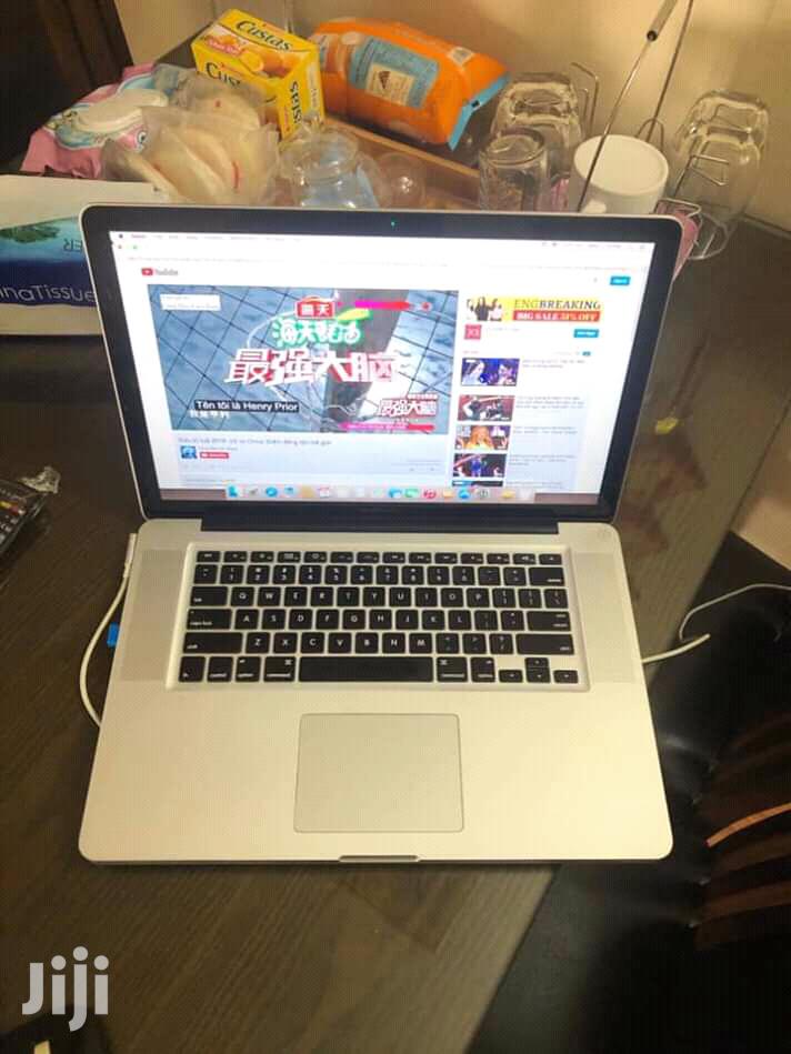 Laptop Apple MacBook Pro 4GB Intel Core i5 HDD 500GB