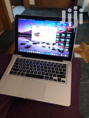 Laptop Apple MacBook Pro 4GB Intel Core i5 HDD 500GB