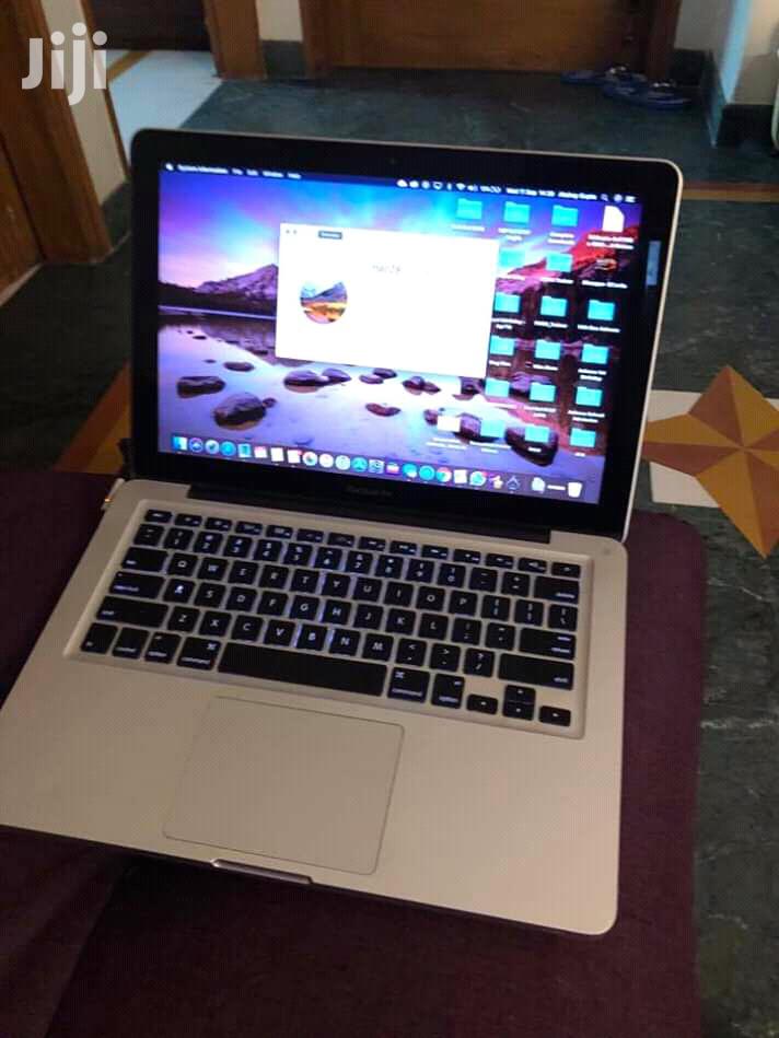 Laptop Apple MacBook Pro 4GB Intel Core i5 HDD 500GB