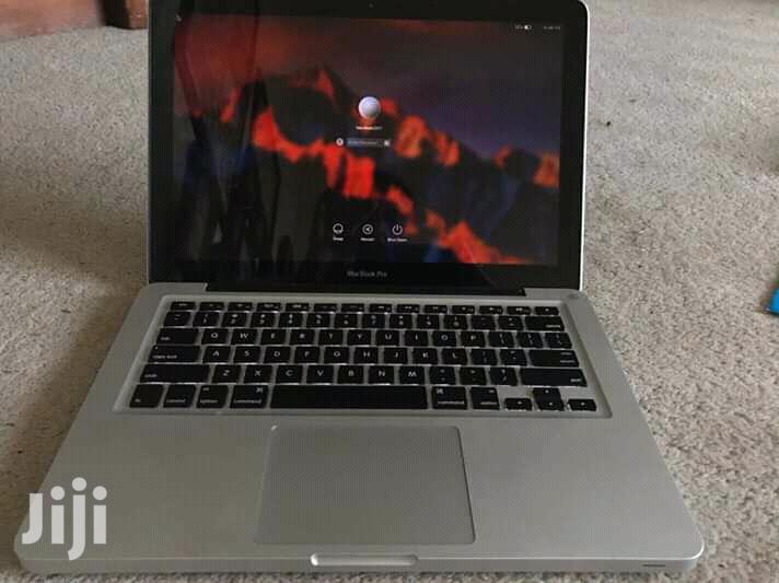 Laptop Apple MacBook Pro 4GB Intel Core i5 HDD 500GB