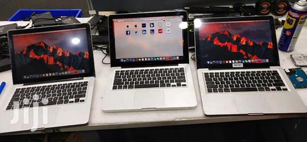 Laptop Apple MacBook Pro 4GB Intel Core i5 HDD 500GB