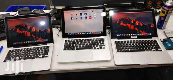 Laptop Apple MacBook Pro 4GB Intel Core i5 HDD 500GB