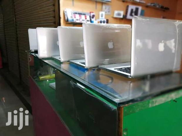 Laptop Apple MacBook Pro 4GB Intel Core i5 HDD 500GB - main view