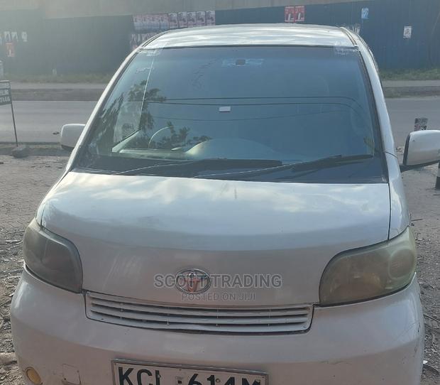 Porte 2005 Front Windscreen - thumbnail 2