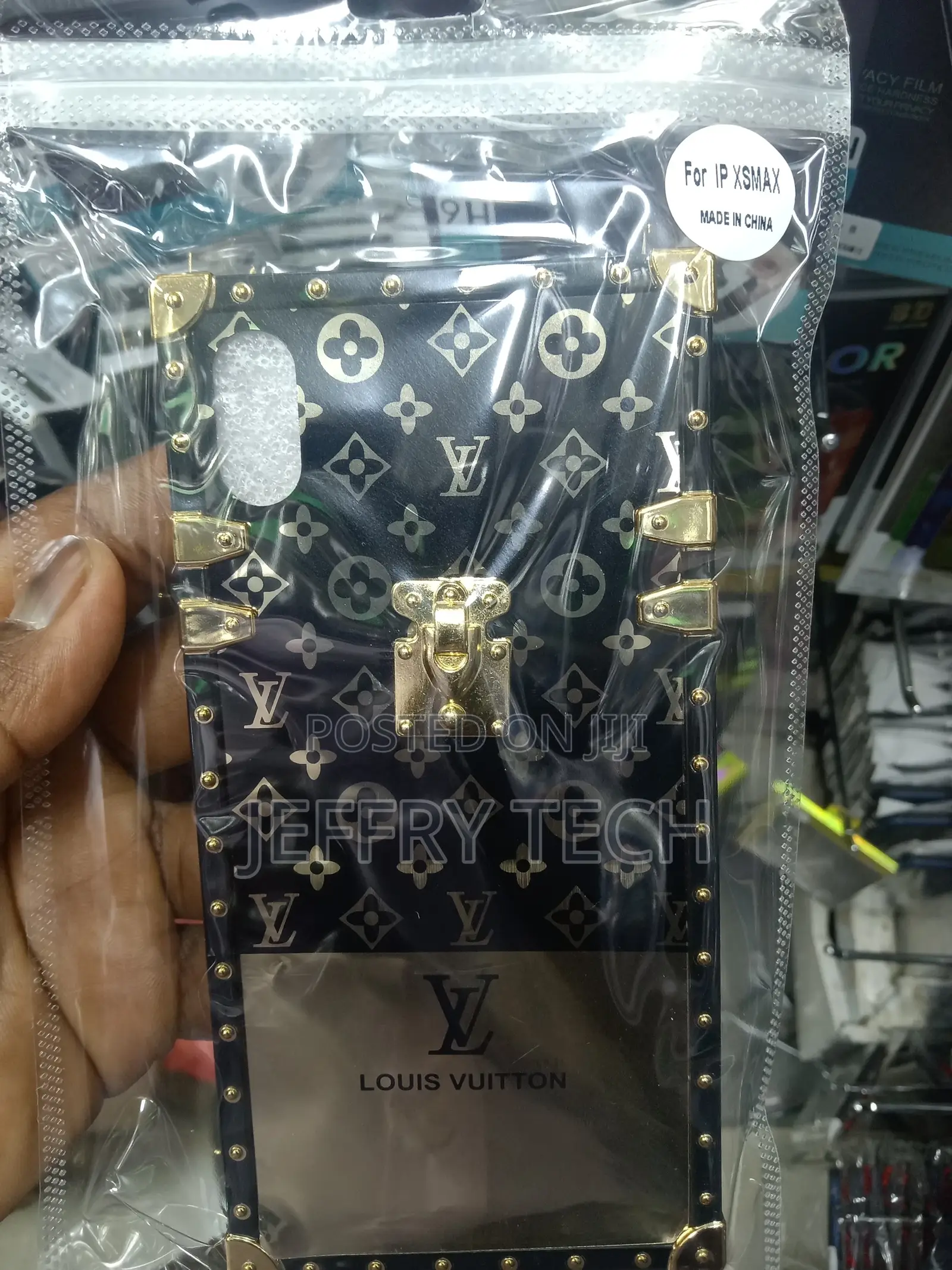 LV Louis Vuitton Hard Case iPhone Xsmax Cover Full Protectio