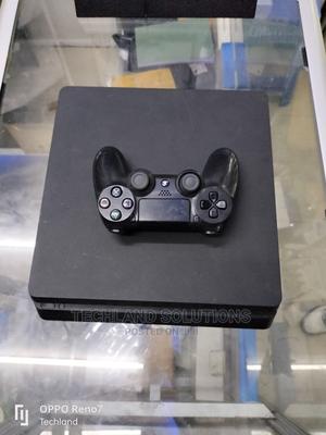 Home Used Sony PS4 SLIM - thumbnail 2