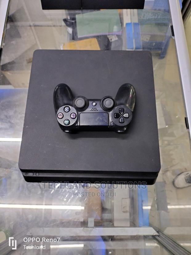 Home Used Sony PS4 SLIM - thumbnail 3