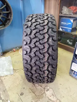 285/55r20 Yusta A/T