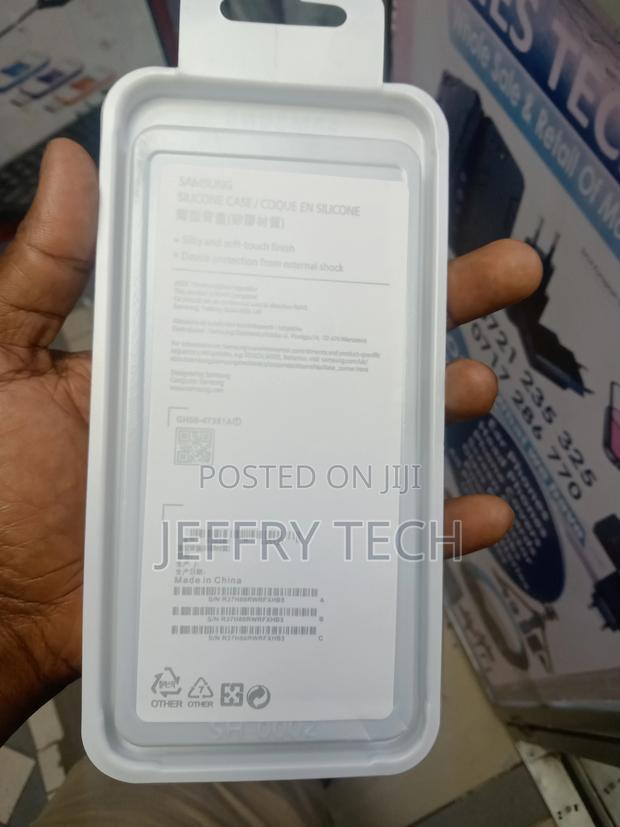 Silicone Lite Case for Samsung Galaxy S21 FE, - thumbnail 2
