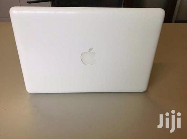 Laptop Apple MacBook 4GB Intel Core 2 Duo HDD 320GB - thumbnail 3