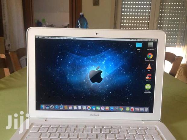 Laptop Apple MacBook 14" 320GB HDD 4GB RAM