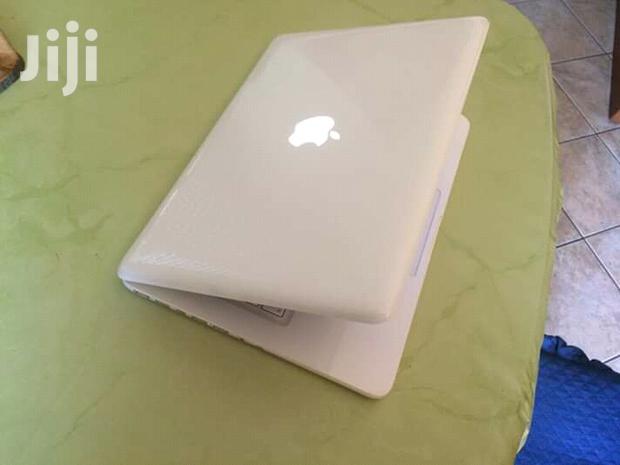 Laptop Apple MacBook 4GB Intel Core 2 Duo HDD 320GB