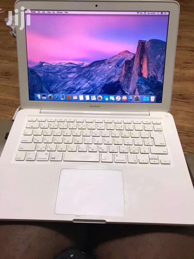 Laptop Apple MacBook 4GB Intel Core 2 Duo HDD 320GB - thumbnail 2
