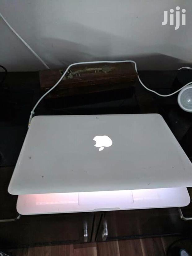 Laptop Apple MacBook 4GB Intel Core 2 Duo HDD 320GB - thumbnail 3