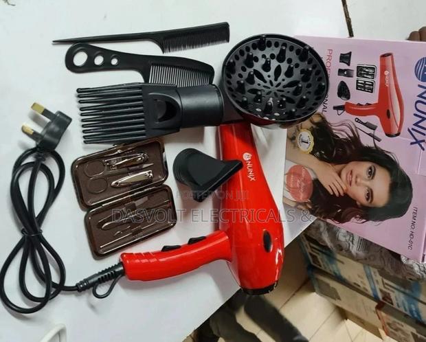 Blowdry + Accessories - main view