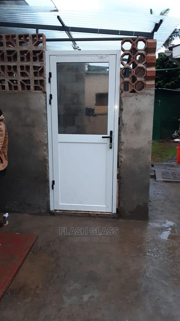 Aluminium Grid Style Door - thumbnail 3