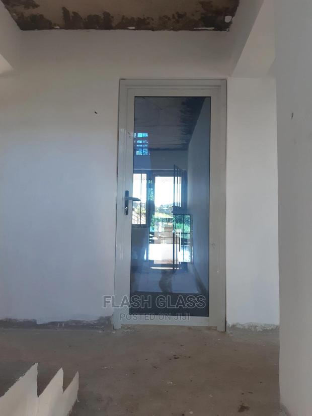 Bathroom Aluminium Doors and Closet Doors - thumbnail 3