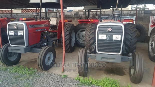 Massey/_/ Ferguson - thumbnail 4