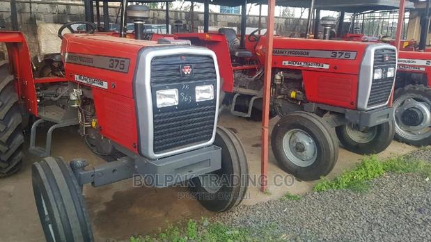 Massey/_/ Ferguson - main view