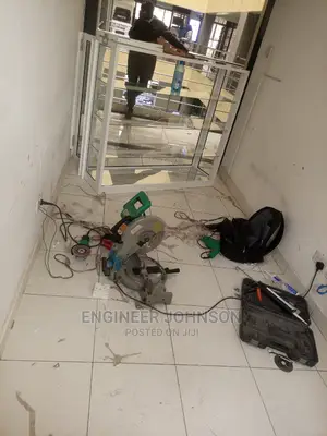 Glass Display Fabrication