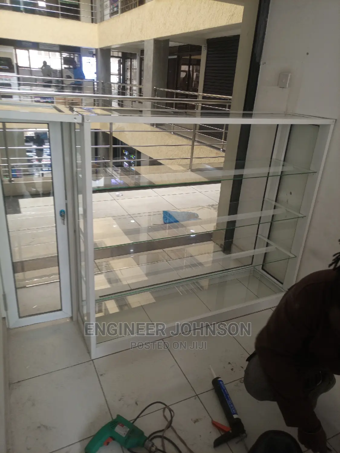 Glass Display Fabrication