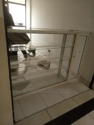Aluminium Shop Front Display