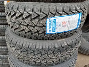 225/70r16 Petromax Tyre (A/T)