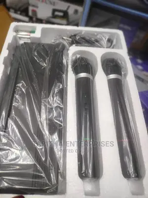 Microphone Available