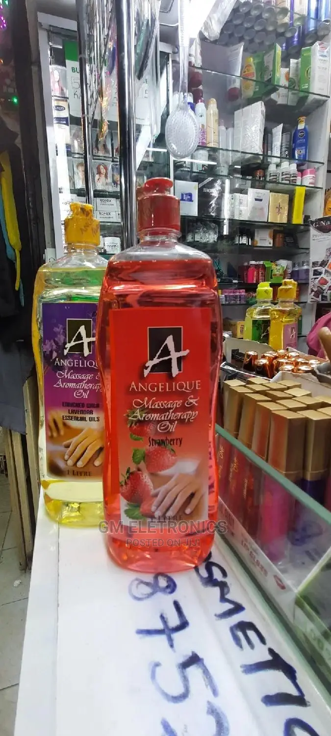 Angelique Massage Aromatherapy Oil. Lavender/Stewberry 1L.