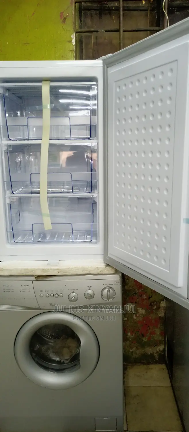 Upright Freezer Mini