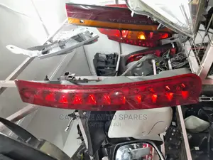 Toyota Isis Tail Light